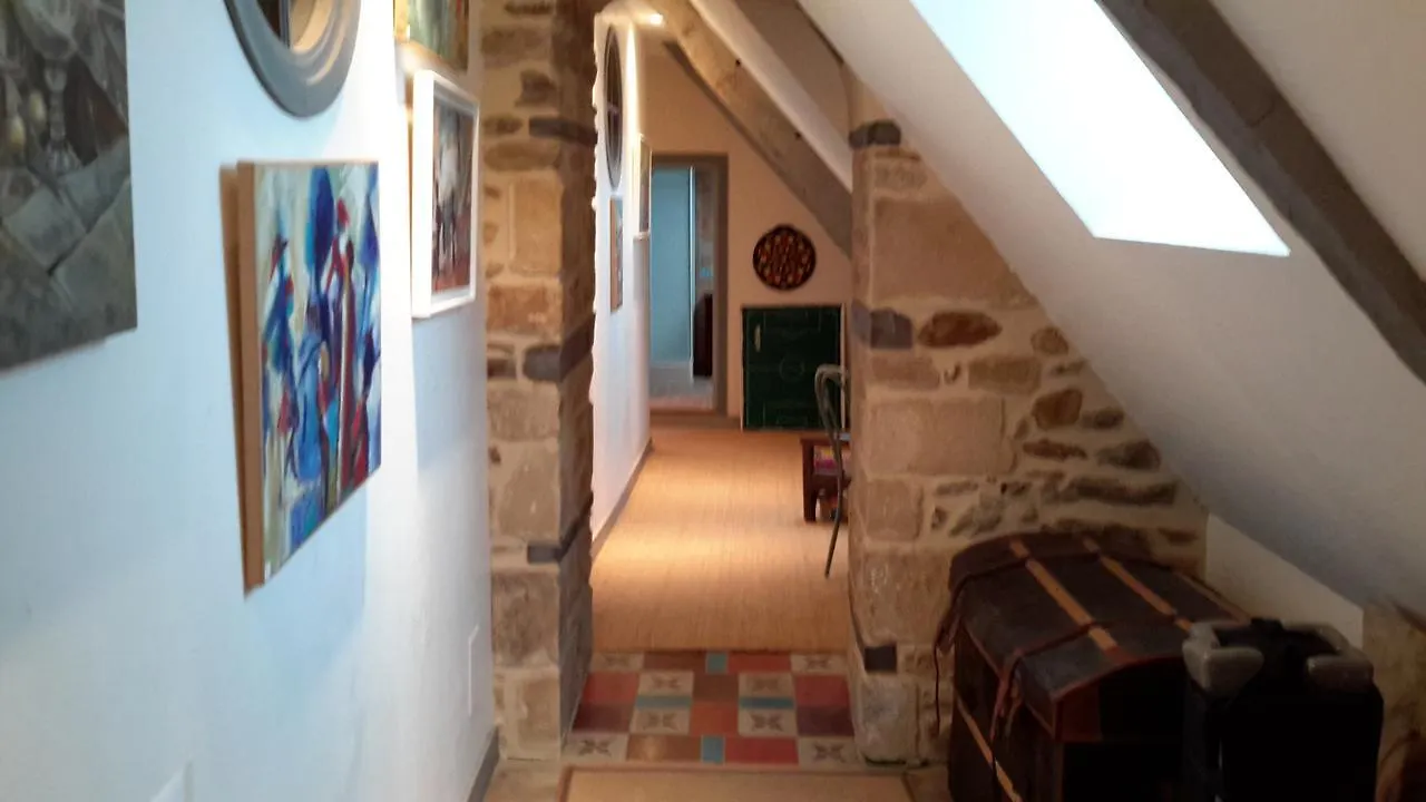 فندق Corseulفي  Abbaye De Tregouet 0*, Corseul فرنسا